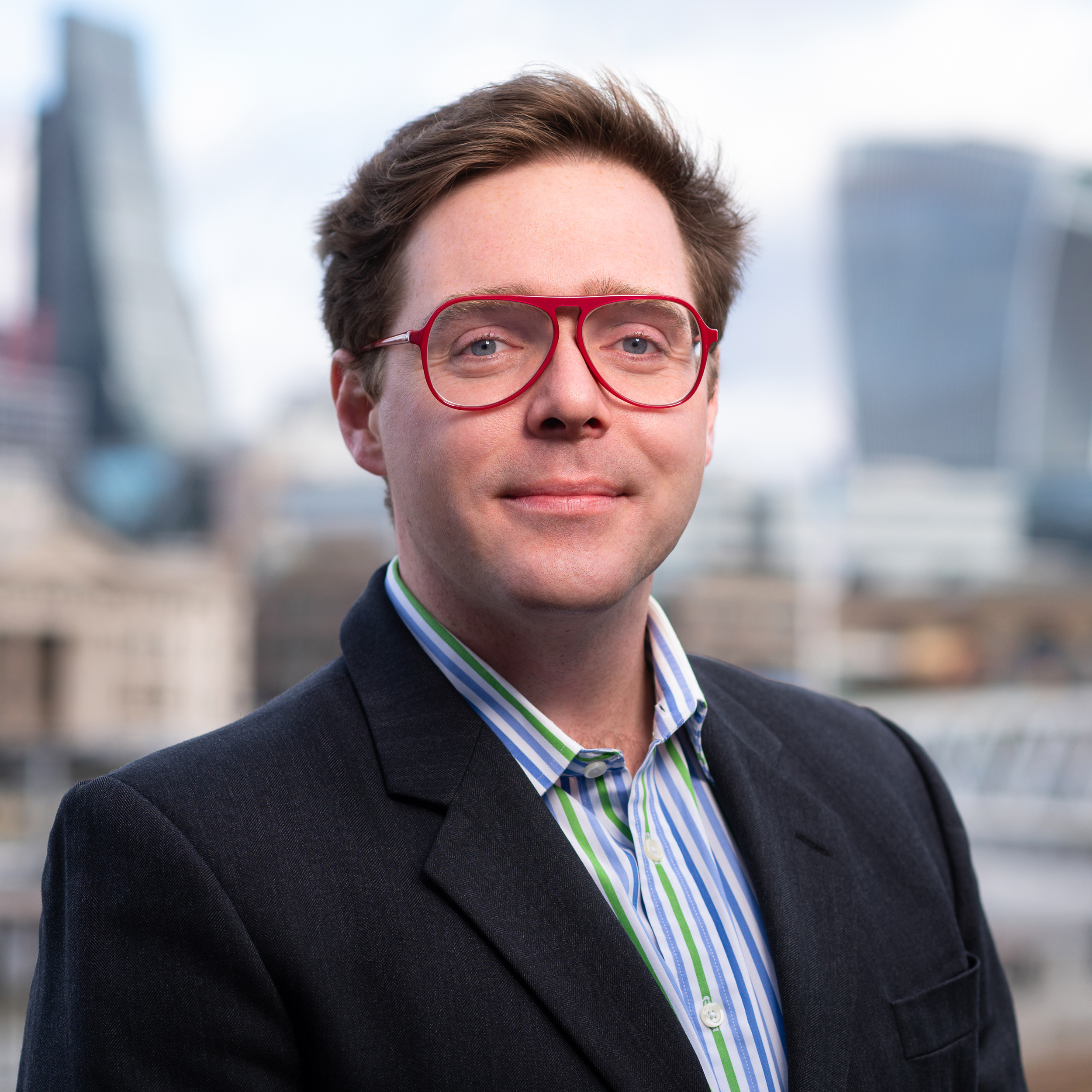 headshot of octavian donnelly rutherford risk and operations recruiter in london