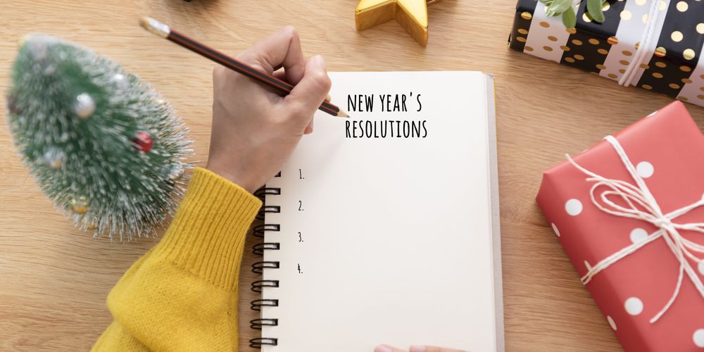 Woman Hand Writing New Years Resolution Note Paper New Year Day Min