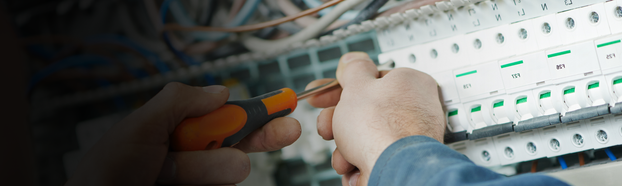 Woman carrying a bag to her new job 