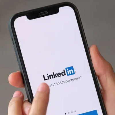 Using LinkedIn for your job search - Faststream Recruitment