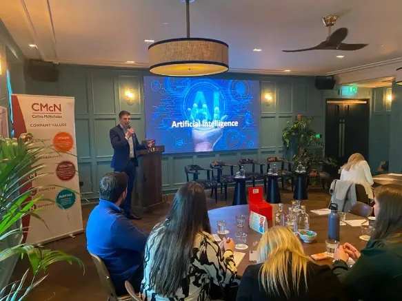 Mark Kelly AI Ireland Found delivering a presentation on AI