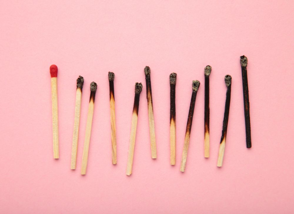 A series of matches with different levels of burn