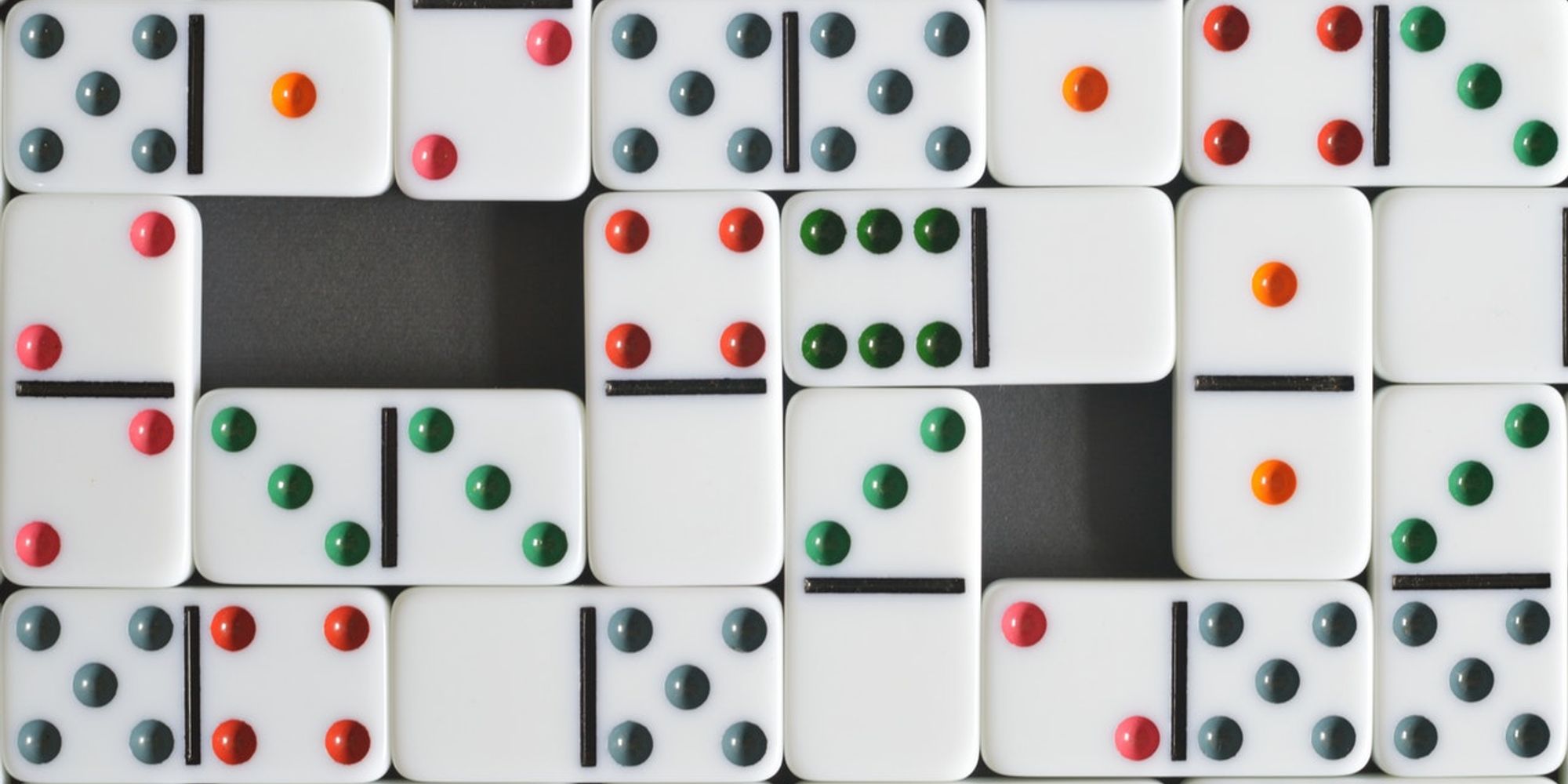 Dominos Dots Fun 585293