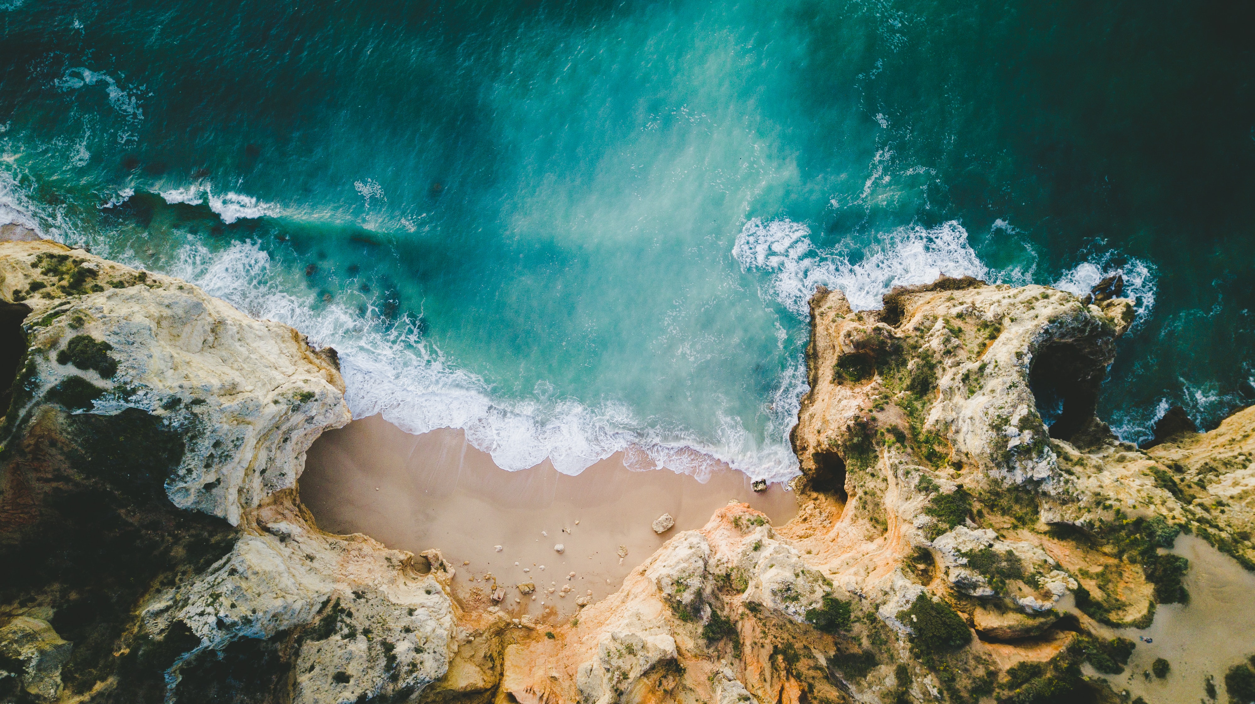 Claudio Schwarz K89cv E4z Y2 A Unsplash
