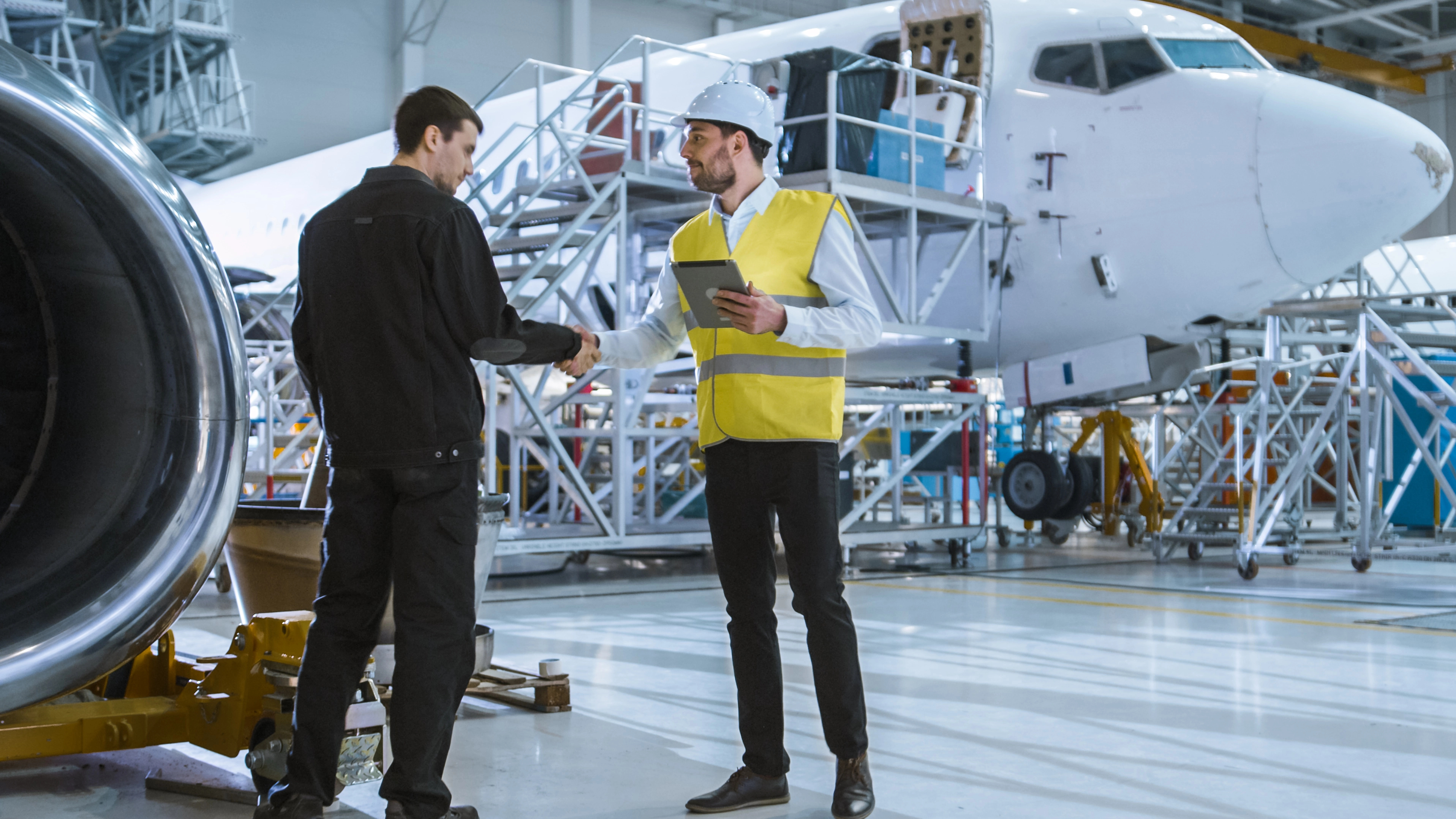Aircraft Maintenance Engineer Wage Trends in the UK and Europe