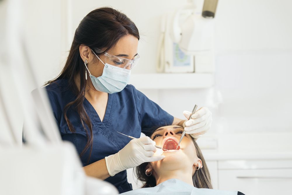 IS DENTISTRY STILL AN ATTRACTIVE CAREER? · Dental Recruit Network