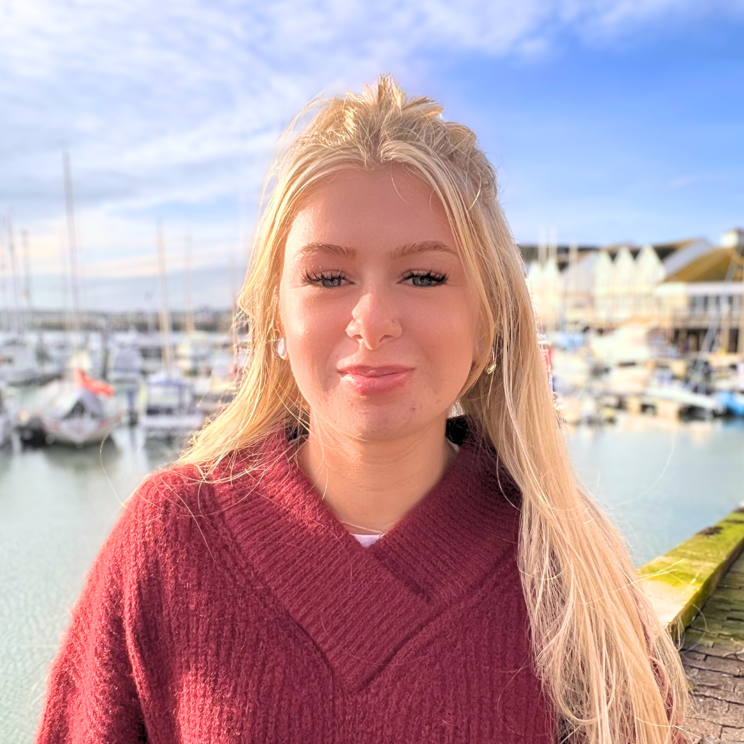 Poppy Russell