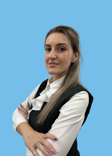 Roxana Tiris