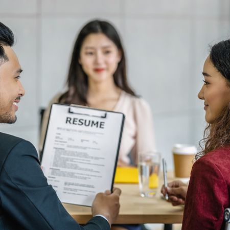 Young Asian Woman Graduate Interviewing With Two Manager When Discuss Min