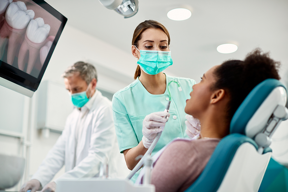 Dental Nurse 