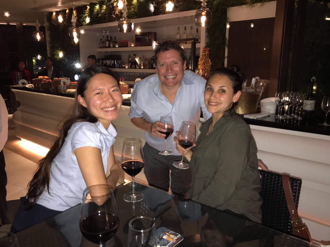 Hospitality networking man and two ladies