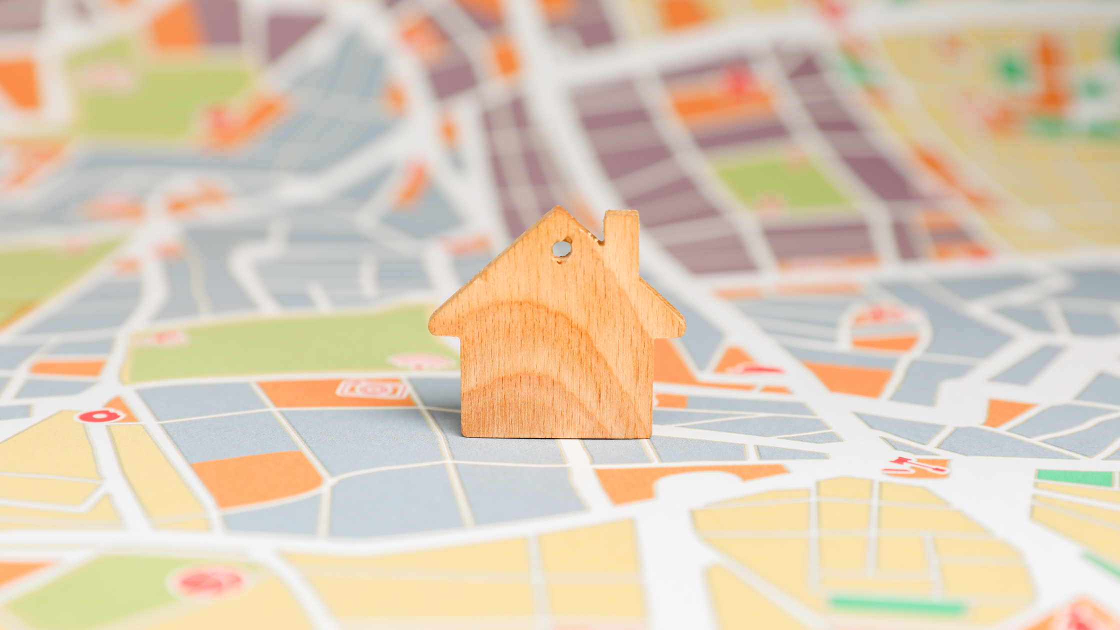 How to not get scammed when finding accommodation abroad