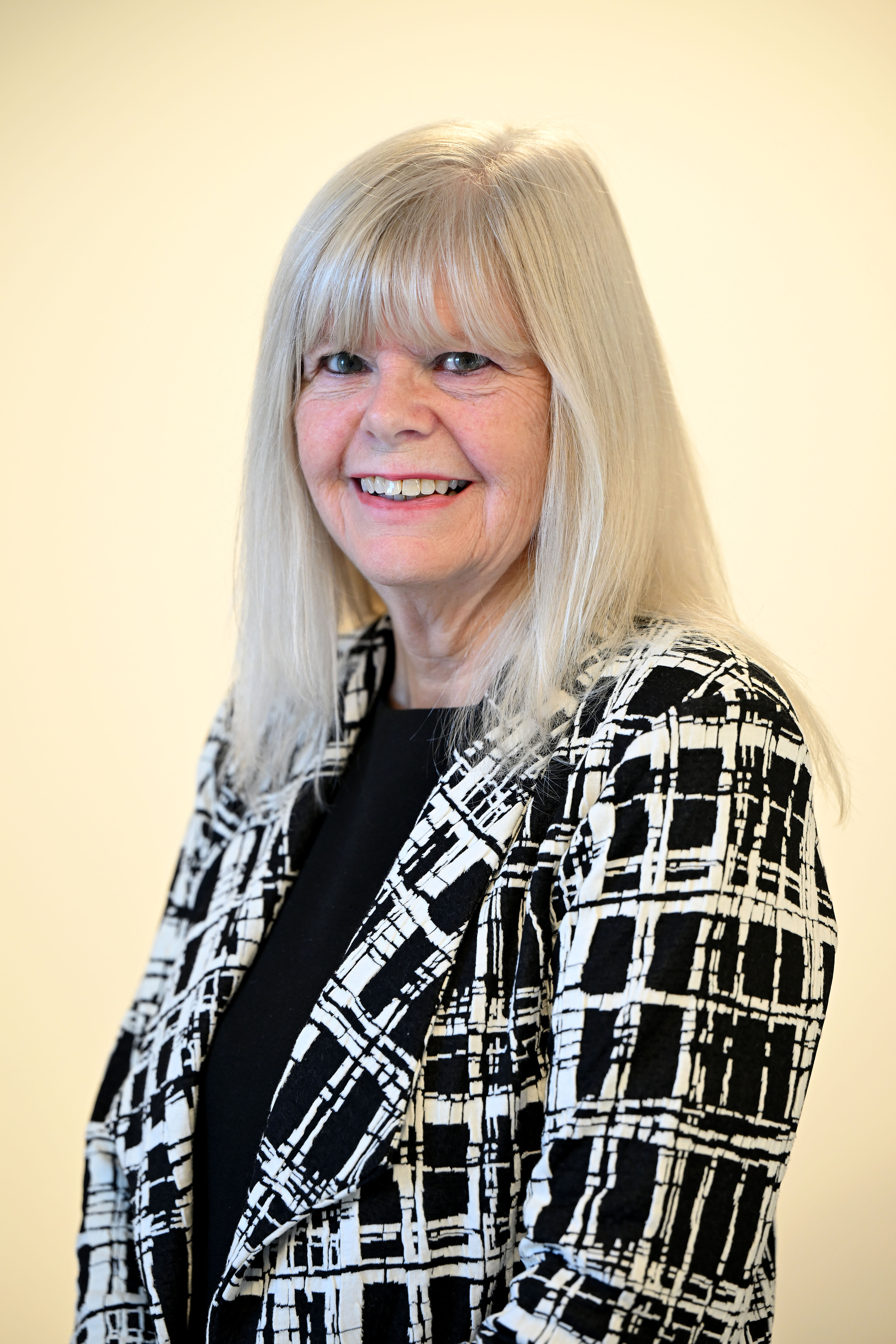 Tracey Bunker 