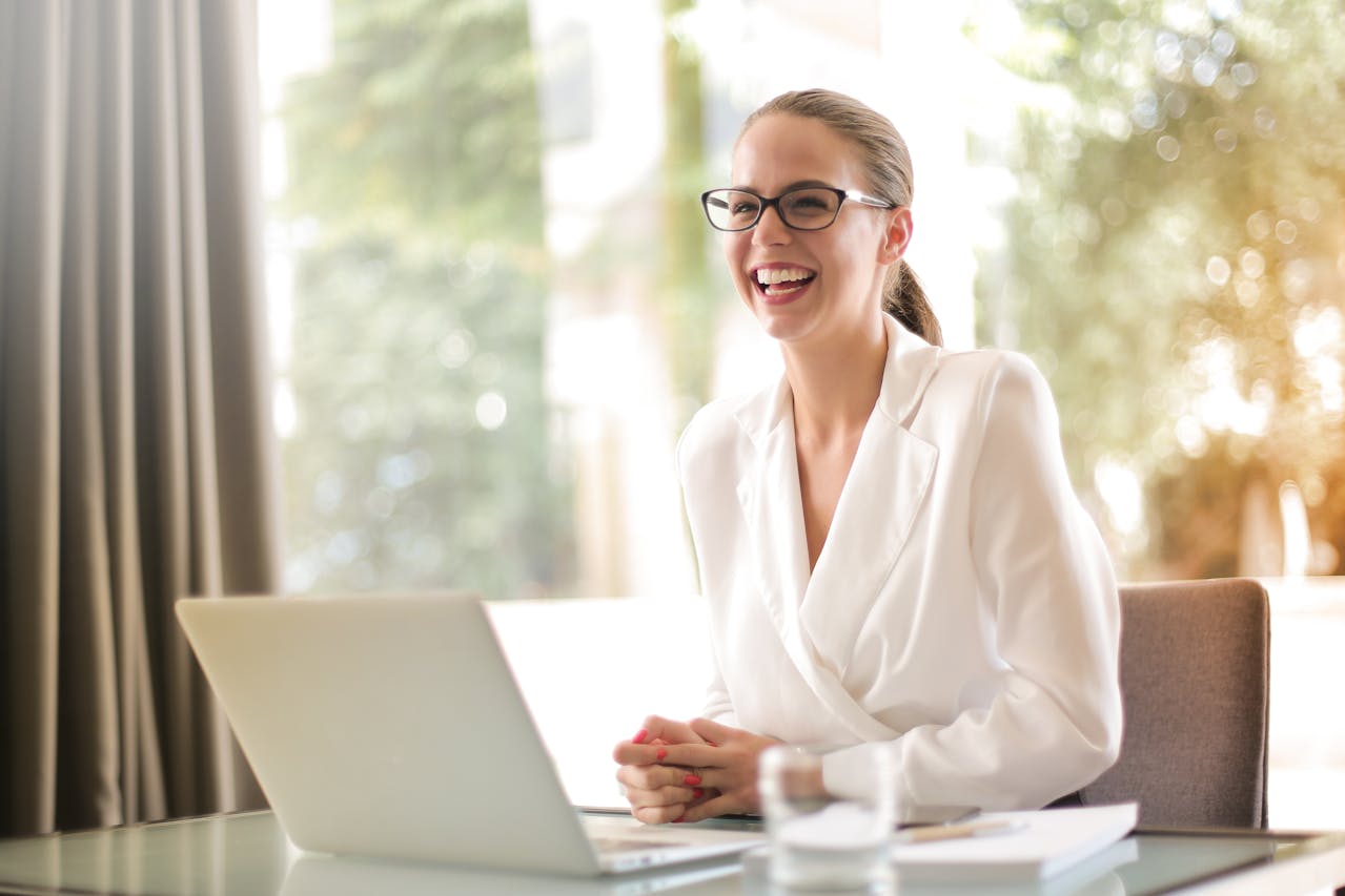 FEMALE LEADERS IN HEALTHCARE