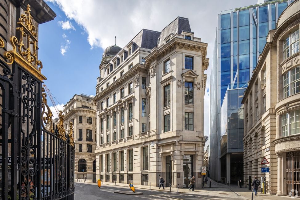 Go to branch: London King William Street page