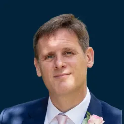 Alan McCleave 