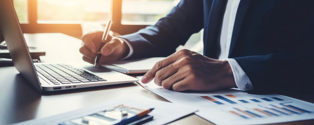 Exploring the Benefits of Working in the UK Insurance Market image