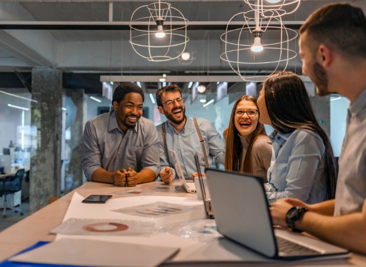 happy people coworking
