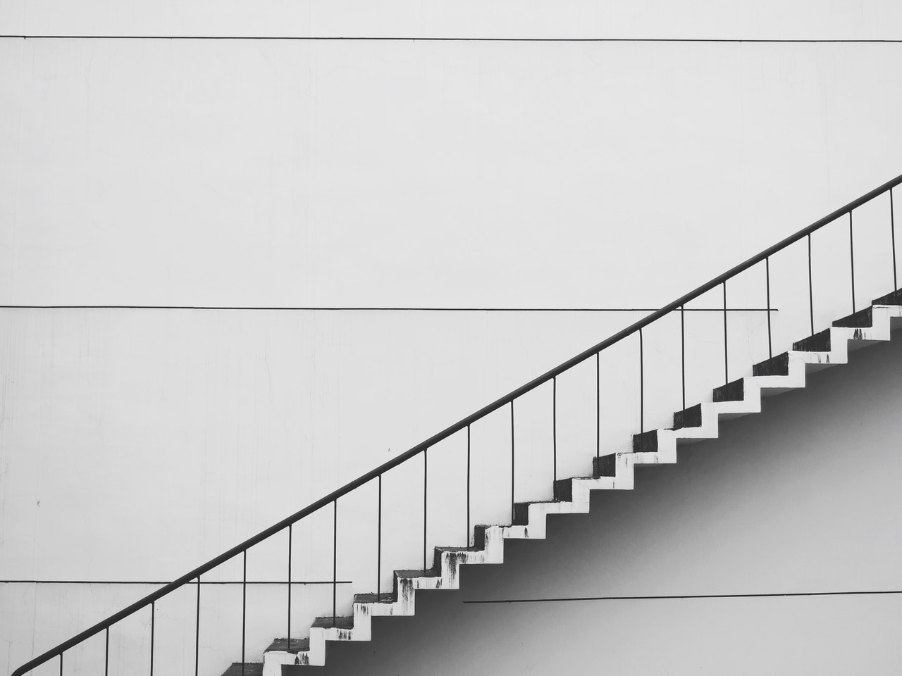 Contemporary Gradient Handrails Perspective 434645