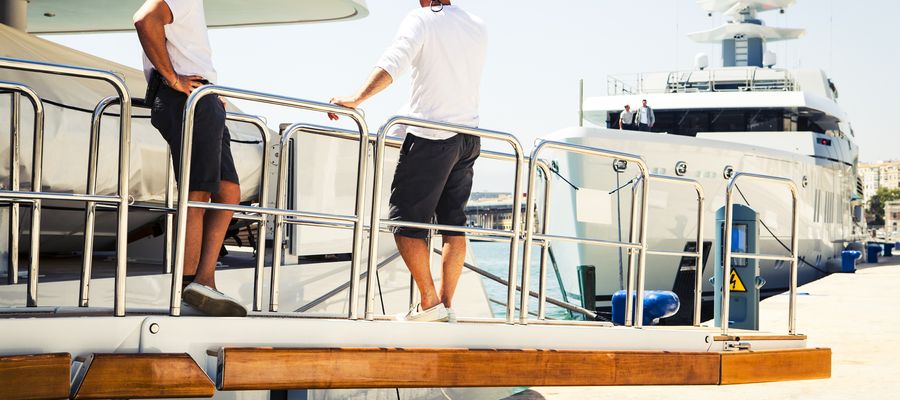 How To Write The Perfect Yachting Crew Cv