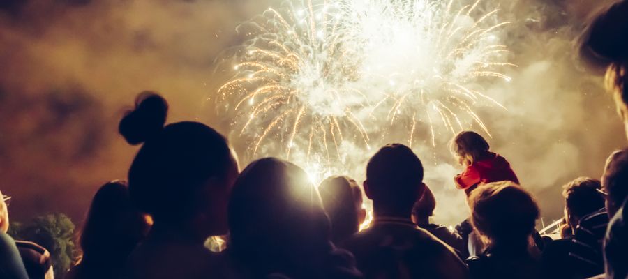 Keep Safe & Enjoy Fireworks Night