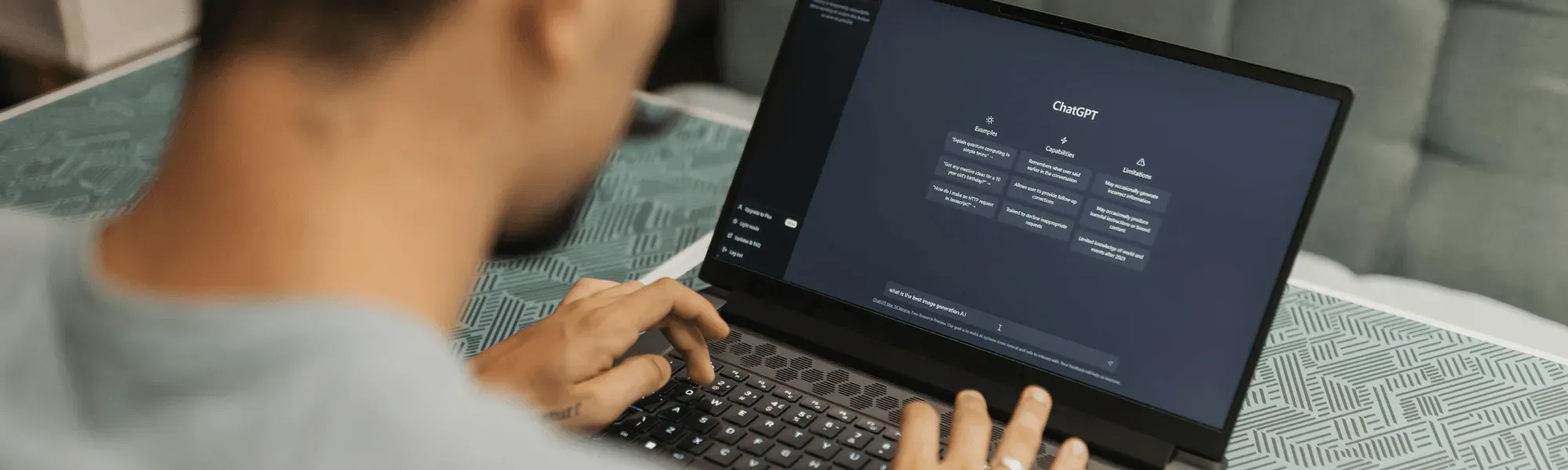 How to Use AI to Improve Your CV 