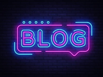 the word Blog written in neon 