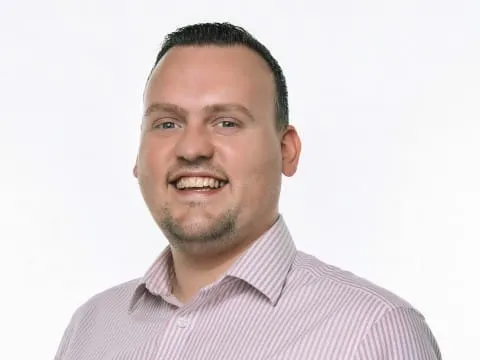 Adam Howell 