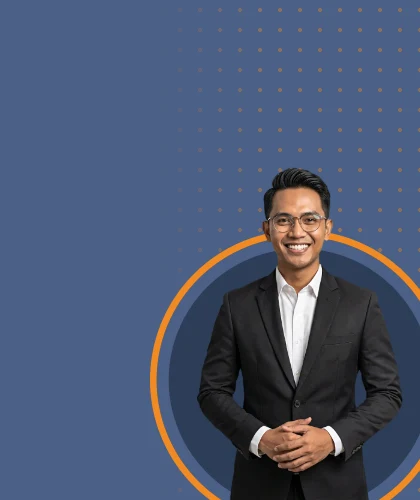 Recruitment process outsourcing – smiling professional in a dark suit, Select Headhunter Indonesia