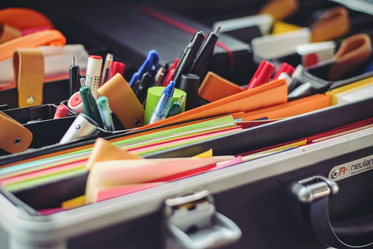 Large pen and file holder open on a worktop 