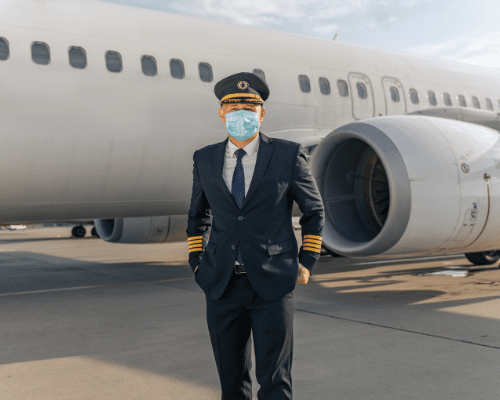 A Third of Pilots Aren't Flying as Pandemic Persist - Bloomberg 